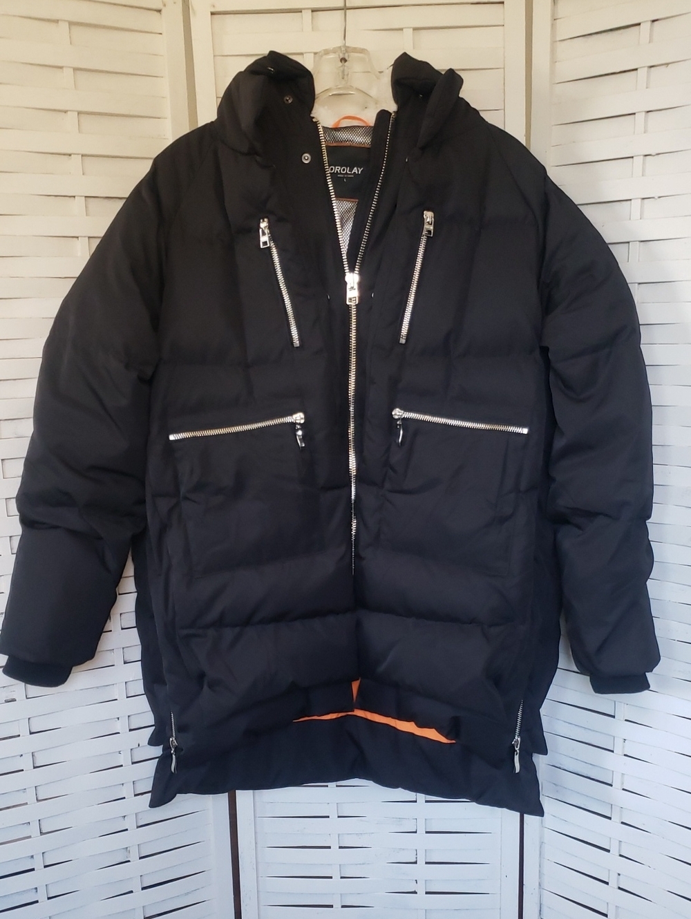 Orolay  Black Hooded Down Filler Puffer Coat with Silver Zippers Size L